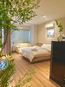Phòng Giường Đôi Có Ban Công (Double Room with Balcony)