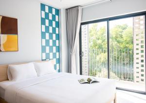 Studio Có Ban Công (Studio with Balcony)