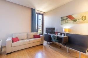 Family Room (2 Adults + 2 Children) room in Itaca Hotel Jerez