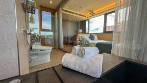 Phòng Giường Đôi Nhìn Ra Vườn (Double Room with Garden View)