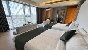 Phòng 4 Người (Quadruple Room)