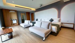Phòng 4 Người (Quadruple Room)