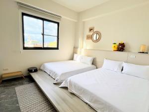 Phòng Bốn Người Có Phòng Tắm Riêng (Quadruple Room with Private Bathroom)