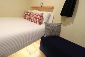 Phòng Deluxe Giường Đôi Không Có Cửa Sổ (Deluxe Double Room without Window)