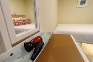 Phòng Deluxe Giường Đôi Không Có Cửa Sổ (Deluxe Double Room without Window)