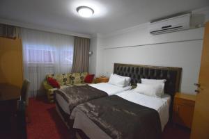 Triple Room room in Hotel Palace Point