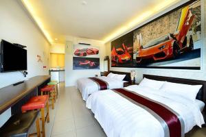Phòng 4 người Nhìn ra cảnh Núi non (Quadruple Room with Mountain View)