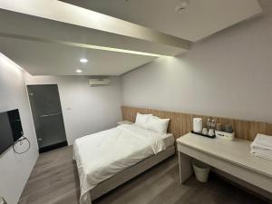 Phòng Giường Đôi Có Phòng Tắm Riêng (Double Room with Private Bathroom)