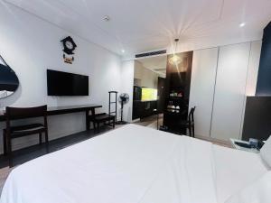 Phòng Loại Sang Giường Đôi (Deluxe Double Room)