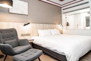 Phòng sang trọng giường đôi (Luxury Double Room)