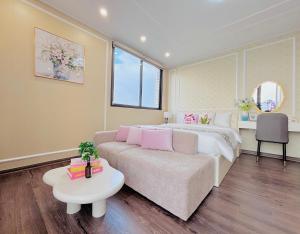 Studio có giường sofa (Studio with Sofa Bed)