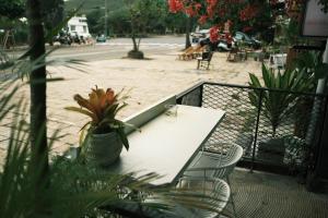 Phòng 2 Giường Đơn Có Sân Hiên (Twin Room with Terrace)