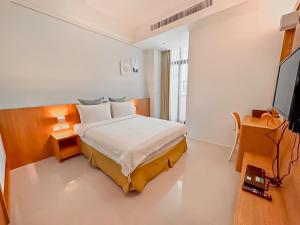 Phòng Giường Đôi Có Ban Công (Double Room with Balcony)