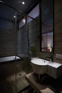 Phòng Deluxe Giường đôi A (Deluxe Double Room A)