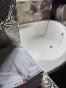 Phòng Bốn Người Có Phòng Tắm Riêng (Quadruple Room with Private Bathroom)