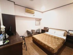 Phòng Giường Đôi Có Phòng Tắm Riêng (Double Room with Private Bathroom)
