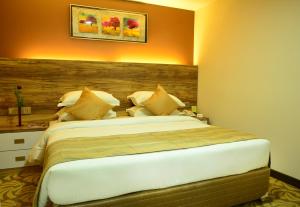 Deluxe Single Room room in Pearl City Hotel