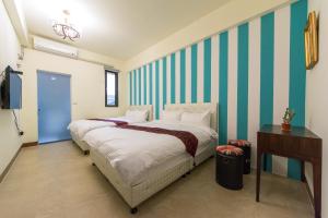 Phòng Tiêu Chuẩn 4 Người (Standard Quadruple Room)