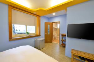 Phòng Giường Đôi Lớn (Large Double Room)