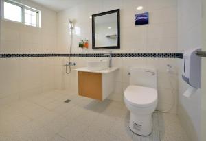 Standard Double Room with Balcony (Standard Double Room with Balcony)