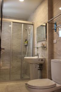 Phòng Tiêu Chuẩn Giường Đôi (Standard Double Room)