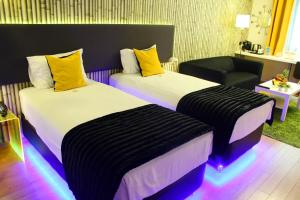 Standard Twin Room room in Tempo Suites Airport