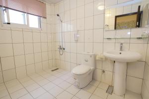 Phòng Tiêu Chuẩn Giường Đôi (Standard Double Room)