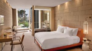 Double Room with Garden View room in Hotel Sahrai
