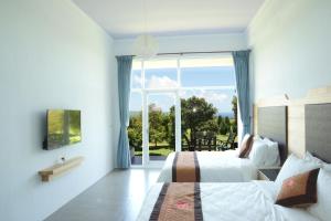Phòng Gia đình Hướng núi (Mountain View Family)
