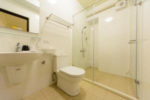 Phòng Tiêu Chuẩn Giường Đôi (Standard Double Room)