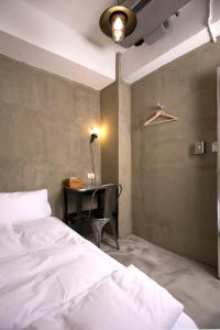 Phòng Đơn Comfort với Phòng tắm Chung (Comfort Single Room with Shared Bathroom)