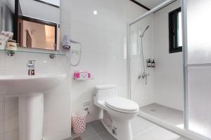 Phòng Tiêu Chuẩn Giường Đôi (Standard Double Room)