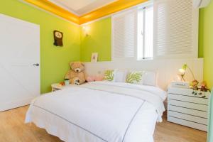 Phòng Giường Đôi Nhìn Ra Núi (Double Room with Mountain View)