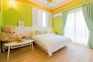 Phòng Giường Đôi Nhìn Ra Núi (Double Room with Mountain View)