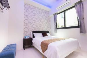 Phòng Giường Đôi Với Phòng Tắm Chung (Double Room with Shared Bathroom)