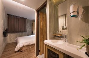 Phòng Classic giường đôi (Classic Double Bed Room)