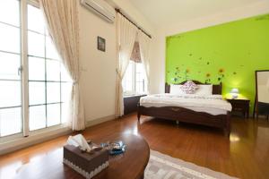 Phòng Có Giường Cỡ Queen Và Bồn Tắm Spa (Queen Room with Spa Bath)