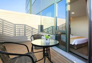 Phòng giường đôi Có ban công (Balcony Double)