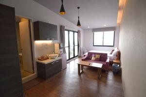 Phòng Giường Đôi có Ban công và Nhìn ra Biển (Double Room with Balcony and Sea View)