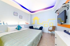 Phòng có giường cỡ King nhìn ra cảnh núi non (King Room with Mountain View)