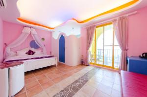 Phòng Giường Đôi có Ban công và Nhìn ra Biển (Double Room with Balcony and Sea View)