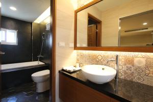 Phòng VIP 4 người (VIP Quad room)
