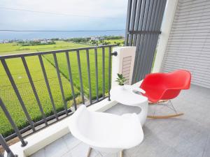 Phòng Deluxe Giường Đôi Có Ban Công (Deluxe Double Room with Balcony)