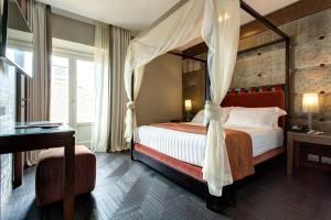 Mascagni Luxury Rooms & Suites in Rome