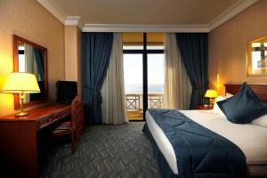 Single Room with Sea View room in Bayview Hotel Beirut