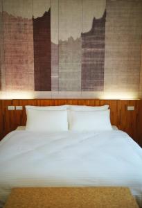 Phòng Giường Đôi Có Phòng Tắm Riêng (Double Room with Private Bathroom)