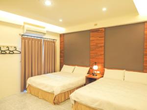 Phòng 4 Người Có Ban Công (Quadruple Room with Balcony)