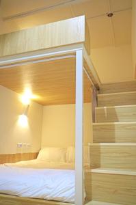 Phòng 4 người có phòng tắm chung (Quadruple with Shared Bathroom)