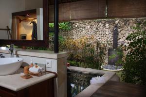 Mangrove Suite