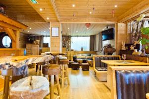 Hotel Le Tremplin 3 Star Hotel In Chatel France J2ski